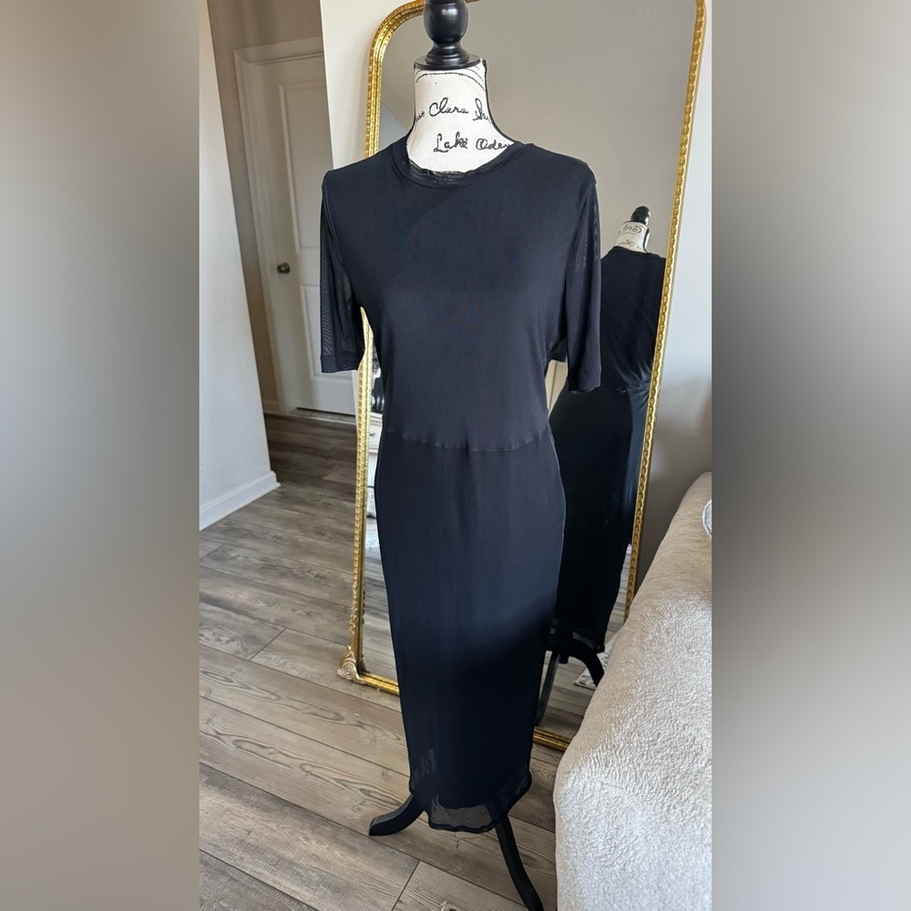 Elegant Black Midi Dress Nina Parker